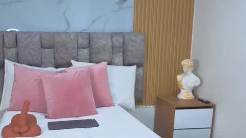 Snapshot of khalifa_fletcher chatting on 11-24-25, 08:41 khalifa online show from 11-24-25, 08:41