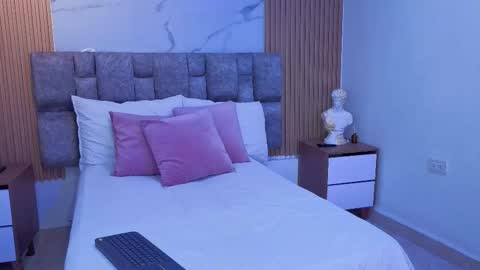 khalifa online show from 12-19-25, 12:17