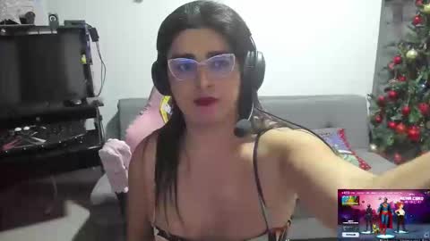 Snapshot of khalifa_gold chatting on 11-26-25, 05:08 Khalifa Kasumi online show from 11-26-25, 05:08