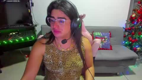 Snapshot of khalifa_gold chatting on 12-14-25, 05:24 Khalifa Kasumi online show from 12-14-25, 05:24