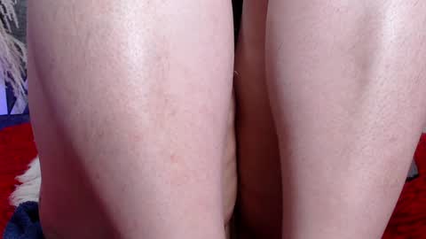 Snapshot of kharla_marin chatting on 12-29-24, 12:45 Kharla Marin online show from 12-29-24, 12:45