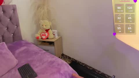 Snapshot of kharla_marin chatting on 03-08-25, 12:20 Kharla Marin online show from 03-08-25, 12:20