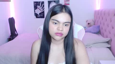 Snapshot of khaterin_26 chatting on 12-01-25, 03:55 khaterin_26 online show from 12-01-25, 03:55