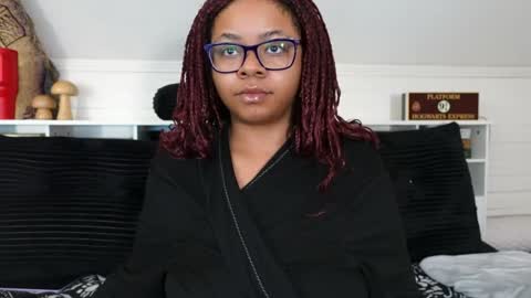 Khaya online show from 01-19-26, 04:16