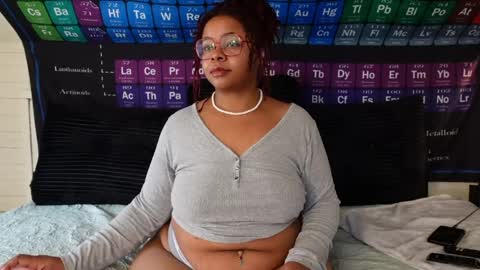 Khaya online show from 04-17-26, 08:23