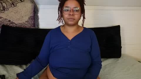 Snapshot of khayaparker chatting on 05-28-26, 05:27 Khaya online show from 05-28-26, 05:27