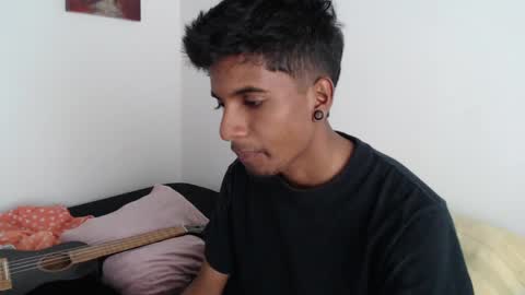 Snapshot of khevinlopezonig chatting on 12-28-24, 07:01 khevinlopezonig online show from 12-28-24, 07:01