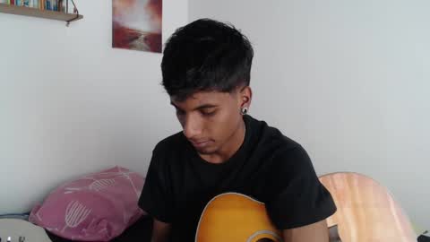 Snapshot of khevinlopezonig chatting on 01-12-25, 07:31 khevinlopezonig online show from 01-12-25, 07:31