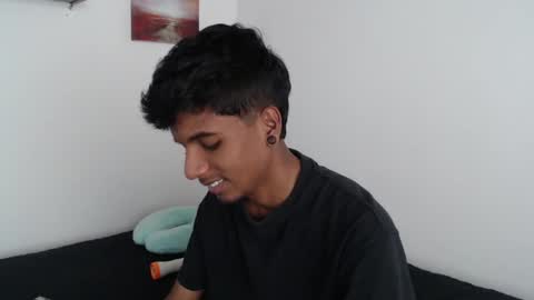 Snapshot of khevinlopezonig chatting on 01-17-25, 04:26 khevinlopezonig online show from 01-17-25, 04:26