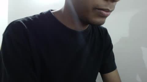 Snapshot of khevinlopezonig chatting on 02-12-25, 02:14 khevinlopezonig online show from 02-12-25, 02:14