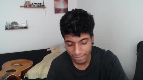 Snapshot of khevinlopezonig chatting on 02-12-25, 08:29 khevinlopezonig online show from 02-12-25, 08:29