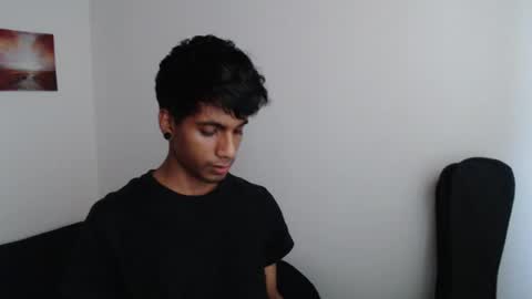 Snapshot of khevinlopezonig chatting on 02-14-25, 10:36 khevinlopezonig online show from 02-14-25, 10:36