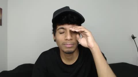 Snapshot of khevinlopezonig chatting on 11-25-25, 02:00 khevinlopezonig online show from 11-25-25, 02:00