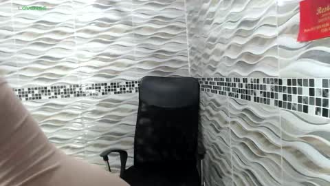 khloe33 online show from 09-16-25, 10:05