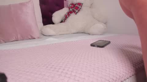 Khloe Cute online show from 11-20-25, 05:45