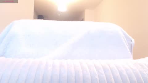 Snapshot of khloe_star chatting on 02-12-25, 04:33 Khloe online show from 02-12-25, 04:33