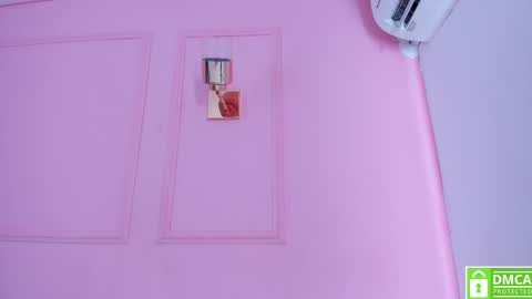 Khloe online show from 12-04-24, 10:57