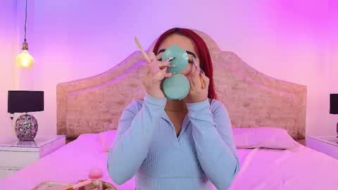 khloejohnson online show from 10-03-25, 08:17