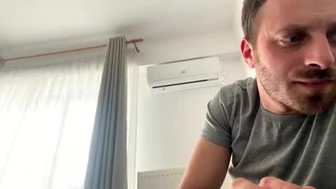 Snapshot of khloekross chatting on 02-23-26, 12:13 khloekross online show from 02-23-26, 12:13