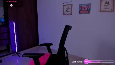 Snapshot of khris_secretary chatting on 12-14-25, 08:46 khris online show from 12-14-25, 08:46