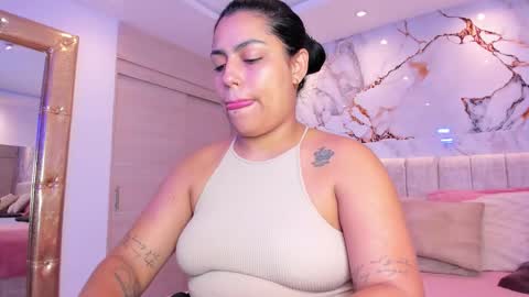    N         M online show from 12-04-25, 11:30