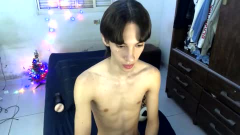 kiantwink online show from 12-30-24, 08:04