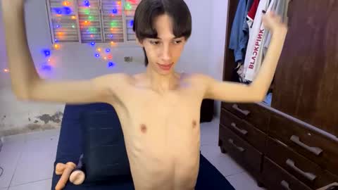 kiantwink online show from 01-20-25, 06:21