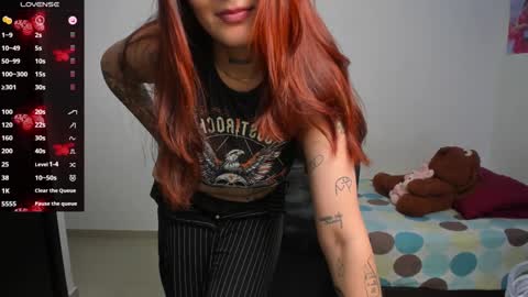 Evelyn online show from 12-29-24, 01:56