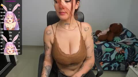 Evelyn online show from 02-23-25, 02:29