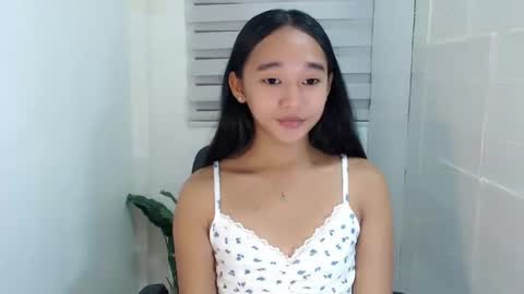 i love bella online show from 12-13-24, 02:10