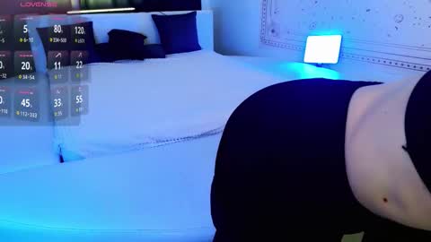 Snapshot of kiara_dream chatting on 09-08-25, 09:03 Kira online show from 09-08-25, 09:03