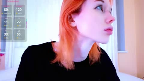 Snapshot of kiara_dream chatting on 06-01-26, 12:01 Kira online show from 06-01-26, 12:01