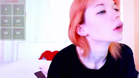 Snapshot of kiara_dream chatting on 06-03-26, 10:59 Kira online show from 06-03-26, 10:59