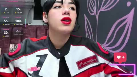 KIARA FOX online show from 02-02-26, 10:30