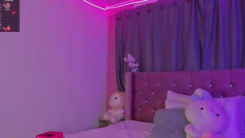 Kiara online show from 05-25-26, 03:23