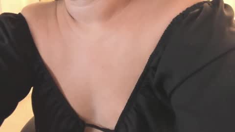 K I A R A  online show from 10-01-25, 02:39