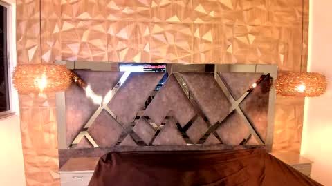 kiara_velvet__ online show from 04-20-26, 04:15