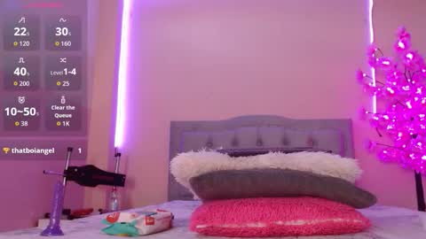 Kiara Benedetti online show from 11-05-25, 07:47