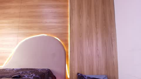 kiaralopez_ online show from 04-28-26, 03:00