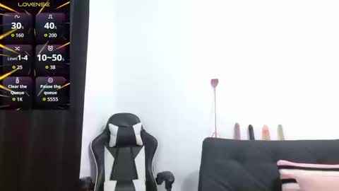 Snapshot of kiararider chatting on 09-08-25, 04:28 KiaraRider online show from 09-08-25, 04:28