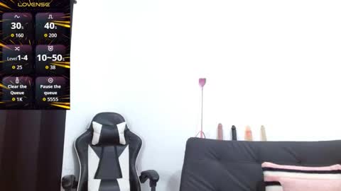 Snapshot of kiararider chatting on 09-17-25, 05:58 KiaraRider online show from 09-17-25, 05:58