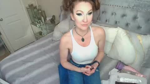 Kia Rose online show from 09-14-25, 06:45