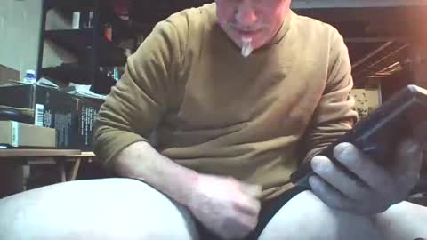 Snapshot of kick_1_down chatting on 01-22-25, 05:28 kick_1_down online show from 01-22-25, 05:28