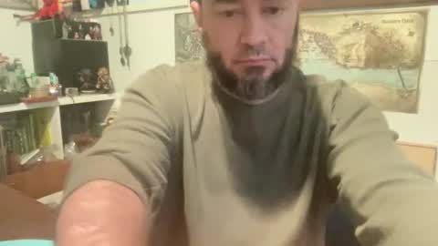 kicker_of_elves online show from 10-29-25, 08:43