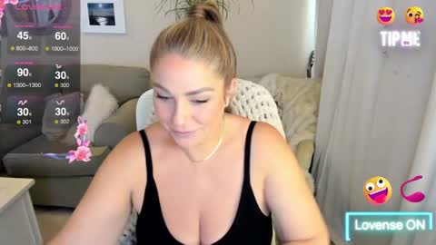 Kiera Reines online show from 10-04-25, 07:01