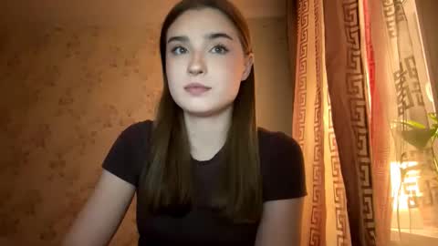 Snapshot of kierstentates chatting on 02-12-26, 02:56 Ola my name is Lissa Lets hit 10 Thumbs Up together online show from 02-12-26, 02:56