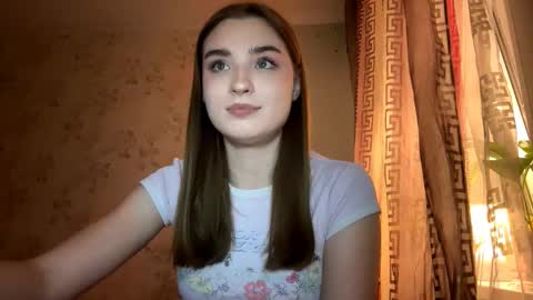 Snapshot of kierstentates chatting on 02-15-26, 04:58 Ola my name is Lissa Lets hit 10 Thumbs Up together online show from 02-15-26, 04:58