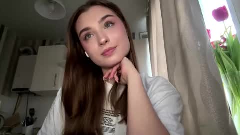 Snapshot of kierstentates chatting on 03-10-26, 02:11 Ola my name is Lissa Lets hit 10 Thumbs Up together online show from 03-10-26, 02:11