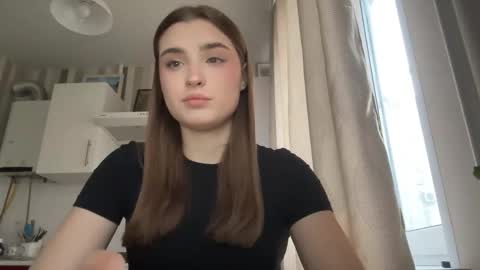 Ola my name is Lissa  Lets hit 10 Thumbs Up together   online show from 03-23-26, 02:43