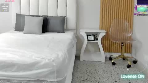 Kiara  online show from 07-19-26, 03:32